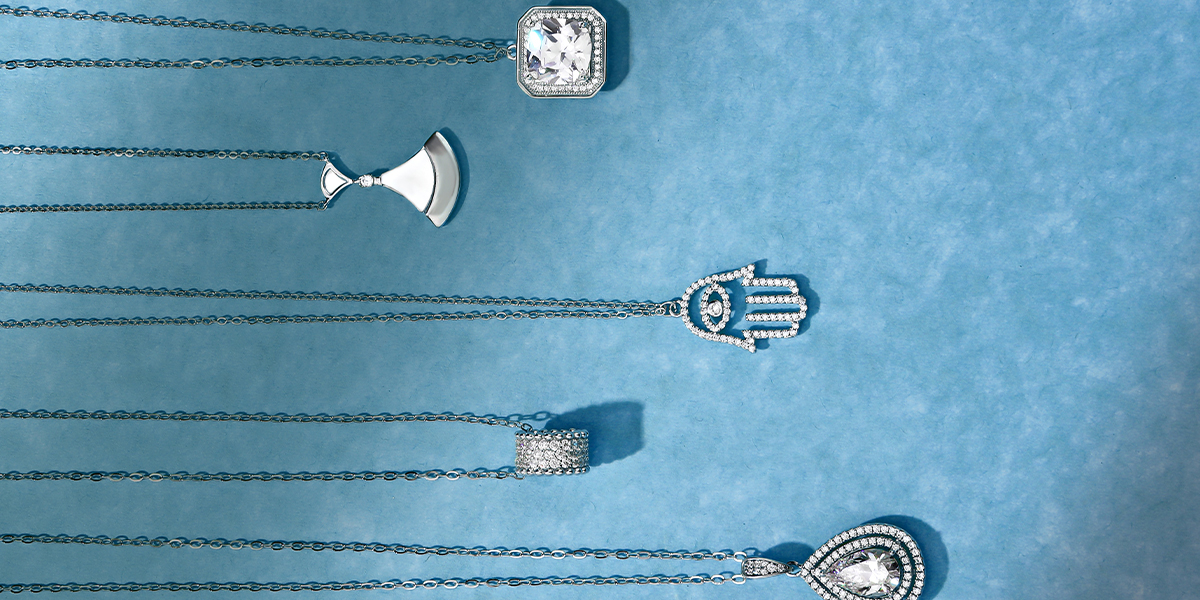 Many silver jewellery